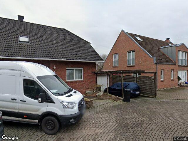 Zwangsversteigerung: Garage, Doppelhaushälfte in Holzwickede