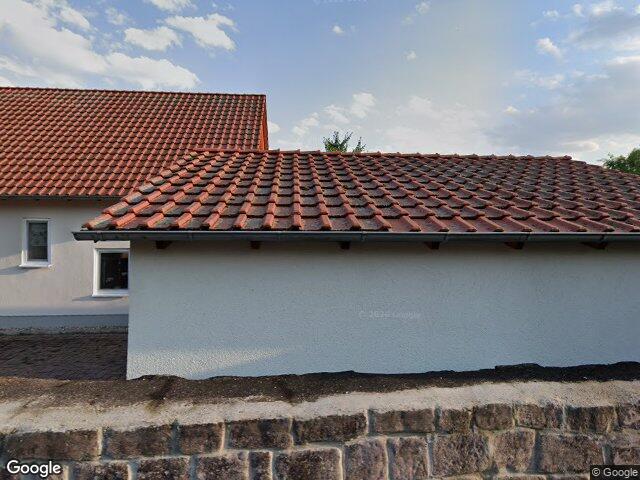 Zwangsversteigerung: Einfamilien-Wohnhaus mit Windfanganbau, Schuppen in Bad Frankenhausen, Seehausen