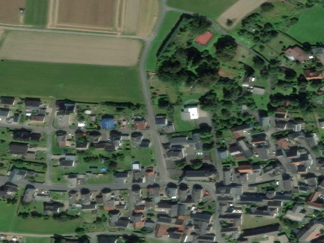 Zwangsversteigerung: Einfamilienhaus in Bad Endbach, Bottenhorn