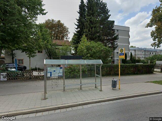 Zwangsversteigerung: Ehemalige Gaststätte mit Anbauten und einer Kegelbahn mit Anbau und Nebengebäuden in Regensburg
