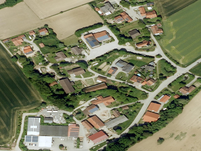 Zwangsversteigerung: land- und forstwirtschaftlich genutztes Grundstück in Niederaichbach, Hüttenkofen