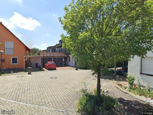 Zwangsversteigerung: Doppelhaushälfte, Garage in Neufahrn b. Freising
