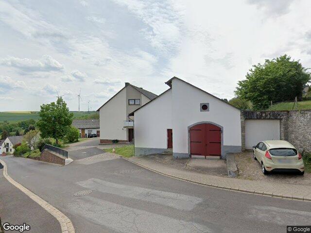 Zwangsversteigerung: Einfamilienhaus, Garage, Kfz-Stellplatz in Pellingen