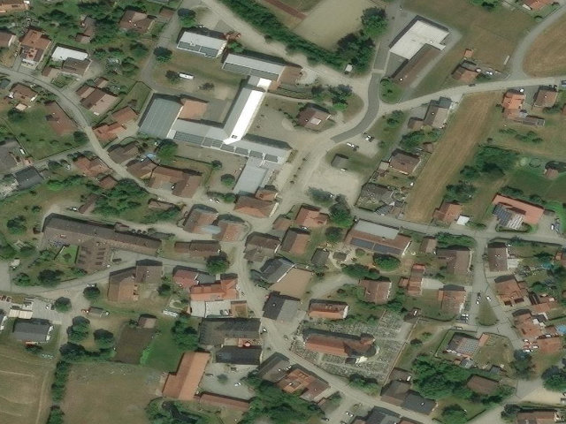 Zwangsversteigerung: land- und forstwirtschaftlich genutztes Grundstück in Thurmansbang