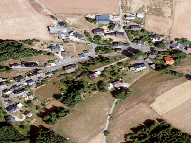 Zwangsversteigerung: Einfamilienhaus in Räumlas