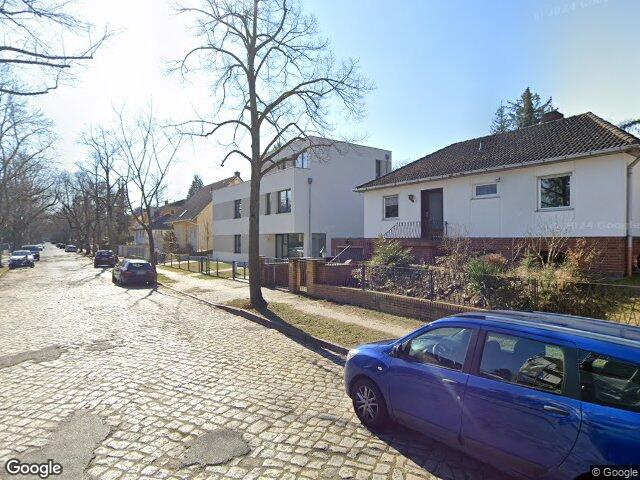 Zwangsversteigerung: Zweifamilienhaus in Berlin, Lichtenrade