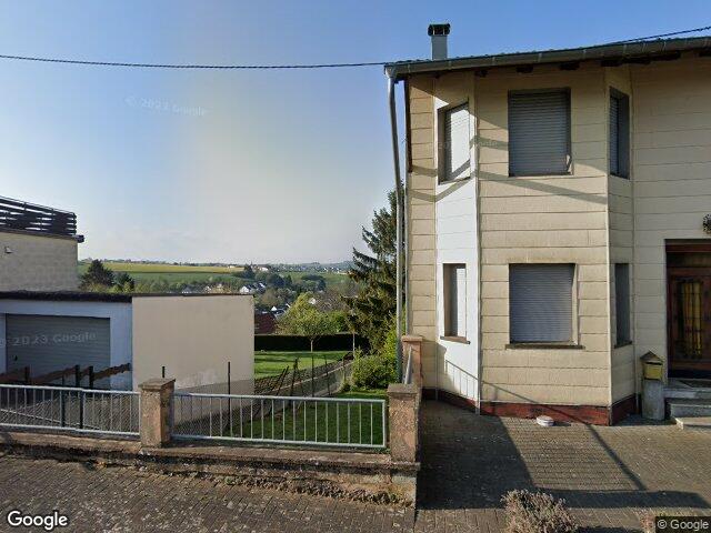 Zwangsversteigerung: Einfamilienhaus in Freudenburg