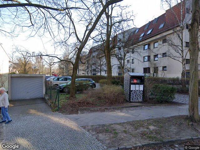 Zwangsversteigerung: Doppelhaushälfte in Berlin, Steglitz