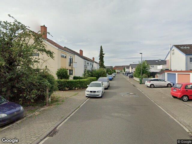 Zwangsversteigerung: Reihenhaus, Baugrundstück in Neustadt an der Weinstraße