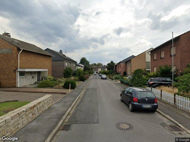 Zwangsversteigerung: Zweifamilienhaus in Lünen, Horstmar