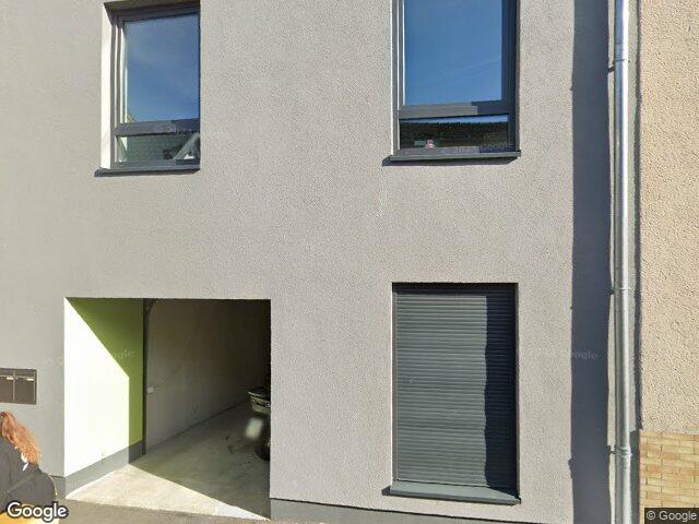Zwangsversteigerung: Mehrfamilienhaus in Bonn, Mehlem
