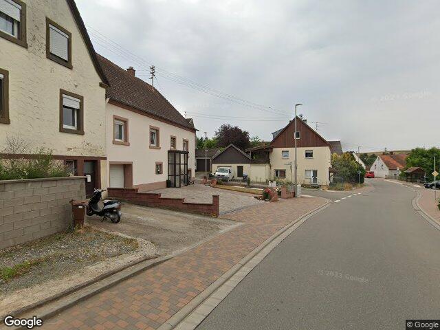 Zwangsversteigerung: Einfamilienhaus in Kleinsteinhausen
