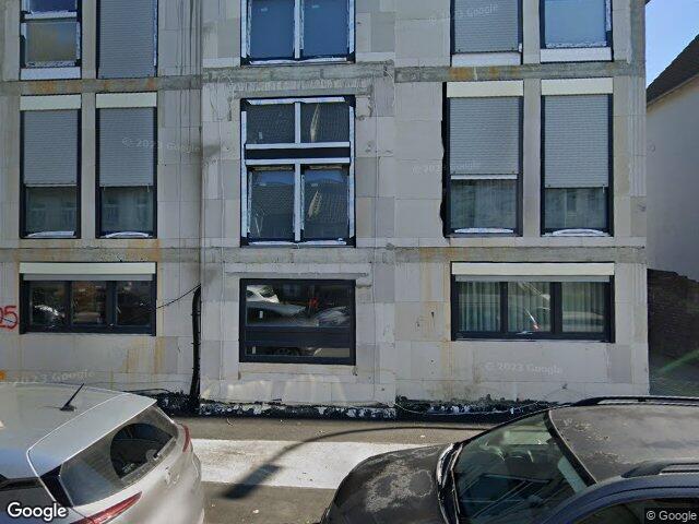 Zwangsversteigerung: Mehrfamilienhaus in Dortmund, Oestrich