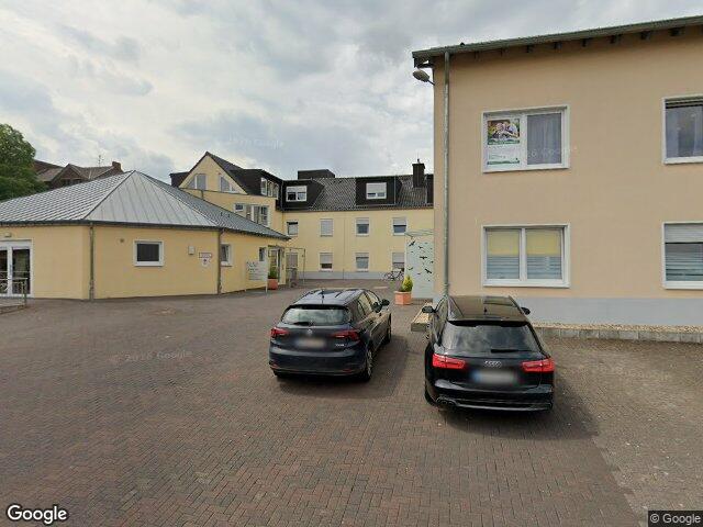 Zwangsversteigerung: Baugrundstück, Wohn-/Geschäftshaus in Bedburg, Pütz