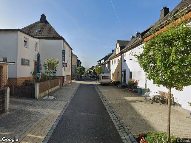 Reihenhaus in Teuschnitz