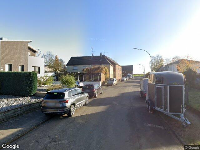 Zwangsversteigerung: unbebautes Grundstück, Einfamilienhaus in Mönchengladbach