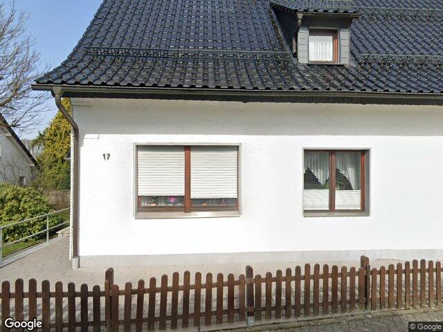 Zwangsversteigerung: Garage, Einfamilienhaus, Einfamilienhaus als Doppelhaushälfte mit Anbau in Kierspe
