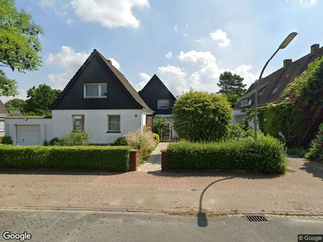 Zwangsversteigerung: Sondereigentum Wohnung im Kellergeschoss, Erdgeschoss und Dachgeschoss mit Kellerräumen (als Einfamilienhaus) in Waltrop