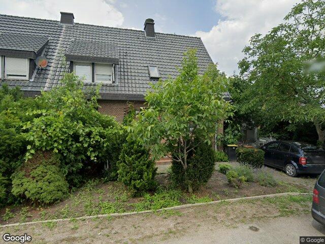 Zwangsversteigerung: Doppelhaushälfte in Rheda-Wiedenbrück, Rheda