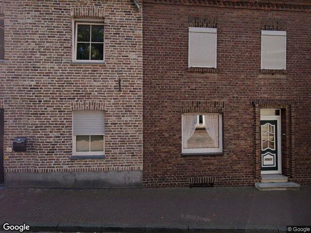 Zwangsversteigerung: Einfamilienwohnhaus mit Scheunen in Waldfeucht