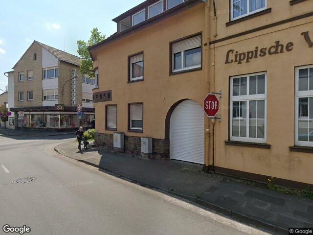 Mehrfamilienhaus in Lage