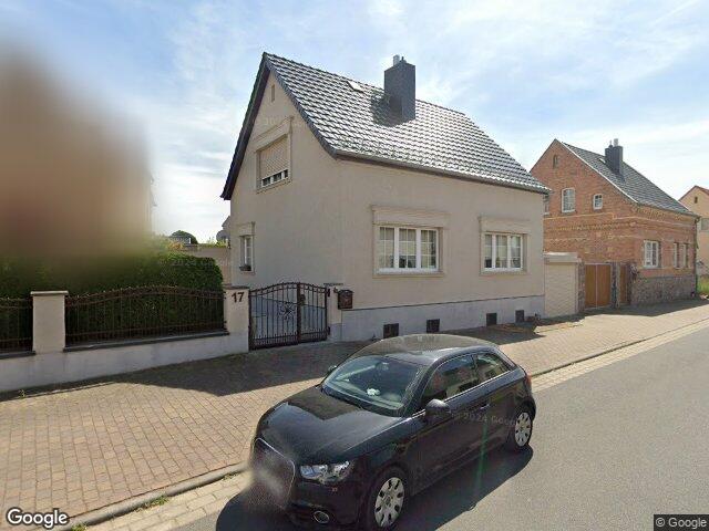 Doppelhaushälfte in Halle, Lettin