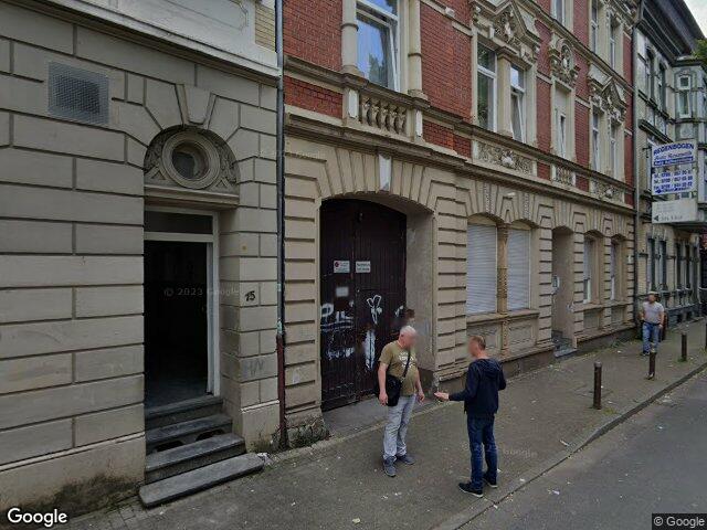 Zwangsversteigerung: Eigentumswohnung (1 Zimmer), Die ETW Nr. 5 wird zusammen mit der ETW Nr. 3 und der ETW Nr. 4 als wirtschaftliche Einheit genutzt und ist zum Wertermittlungsstichtag als Einheit vermietet. in Gelsenkirchen