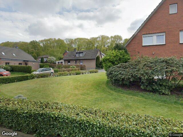 Zwangsversteigerung: Garage, Doppelhaushälfte in Kleve, Donsbrüggen