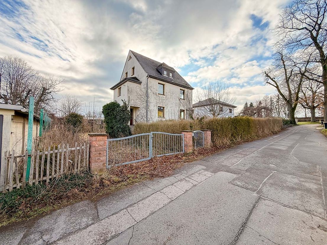 Wohnhaus in bevorzugter Wohnlage